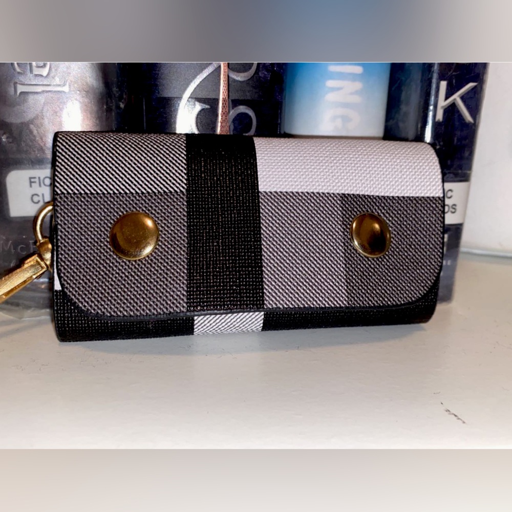 Key holder - Picture 2 of 2